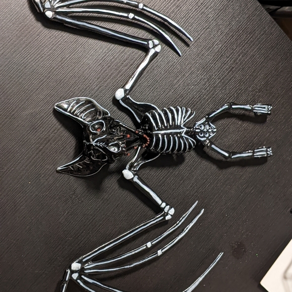 Handcrafted  Bat Skellington - Picture 5 of 9